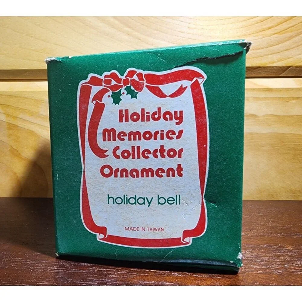 Vintage Olde Holiday Memories Collector Christmas Ornament Bell Santa